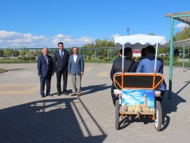 Beyşehir’in yürüyen tanıtım araçları ilgi çekiyor