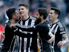 Beşiktaş’ın üçlüsü Konyaspor kadar gol attı