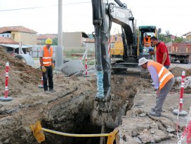 Üç mahalleye 43 kilometre kanalizasyon şebekesi