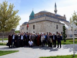 Bozüyük Belediyesi’nin Konya kültür turları başladı