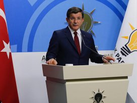 Davutoğlu: Kongrede aday olmayacağım