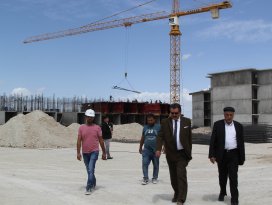 Cihanbeyli’de TOKİ inşaatı devam ediyor