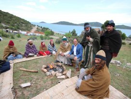 Başkan Özaltundan “Kervan Belgeseli” çekim setine ziyaret