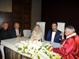 Öner ve Kabalak ailesinin mutlu günü