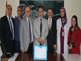 Beyşehir Devlet Hastanesine 2015in en başarılı hastanesi ödülü