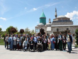 Eyüp Belediyesinden özel öğrencilere Konya gezisi