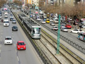 Konya’da kaç kişinin otomobili var?