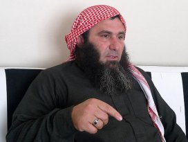 Esed ve PYD 500 bin kişiyi Halepe hapsetmeye çalışıyor