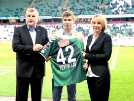 Konyaspor’dan Lav ailesine vefa