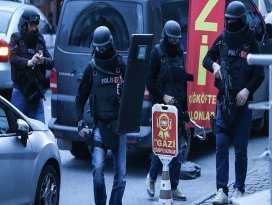 İstanbulda saldırı hazırlığında 2 kişi yakalandı