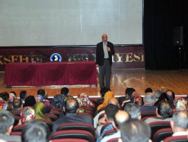 Akşehirde Kut-ül Amare konferansı