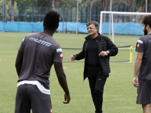 Yılmaz Vuraldan play-off öncesi kadro açıklaması