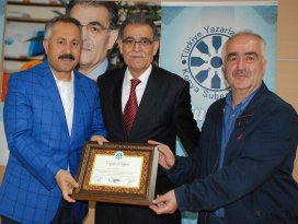 20 ilde 400e yakın okuyucu kitlesine sahibiz