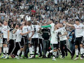 Şampiyon Beşiktaş sezonu Konyada tamamlayacak