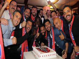 Kardemir Karabüksporda Süper Lig kutlaması