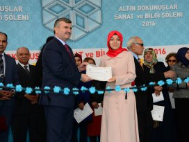 Altın Dokunuşlar Türk İslam Sembolleri sergisi açıldı
