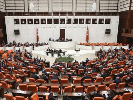 Meclis Maarif Vakfı Kanunu Tasarısı için mesai yapacak
