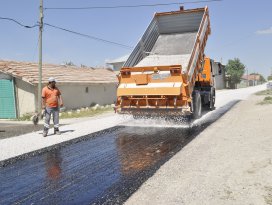 İsmil Mahallesi’nde kanalizasyon geçen sokaklar asfaltlandı
