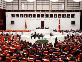 TBMM 65. Hükümetin güven oylaması için toplandı