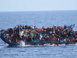 3 ayrı botta en az 700 kişinin öldüğünden endişe ediyoruz