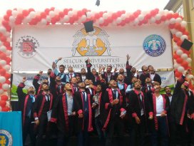 Huğlu MYOda mezuniyet sevinci