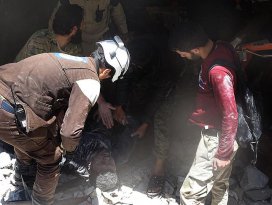 Rus savaş uçakları Halepte sivilleri vurdu