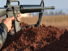 Suriyede PYD ve rejim güçlerinin saldırısında 7 sivil öldü