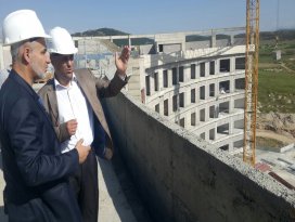 Başkan Özaltun, hastane inşaatında incelemede bulundu