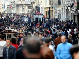 Türkiye nüfusu yaşlanıyor