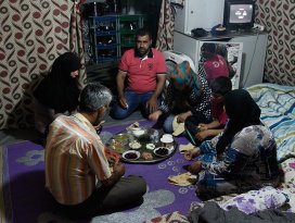 Çadırkentte ilk sahur