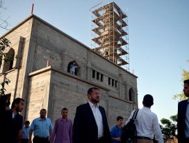 TDV heyetinden Gazzedeki cami inşaatlarında inceleme