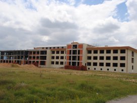 Sarayönü İmam Hatip Külliyesi inşaatı devam ediyor