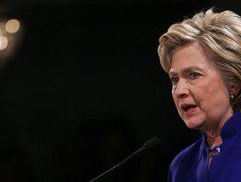 Google Clinton aramalarını manipüle etti iddiası