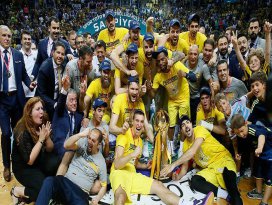 Potada şampiyon Fenerbahçe