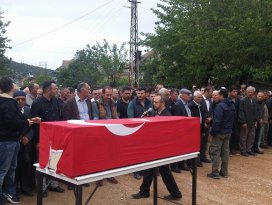 Kansere yenik düşen polis memuru toprağa verildi