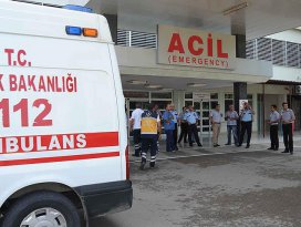 Adanada yaralı polis Mehmet Oflaz hastanede şehit oldu