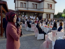 Meram protokolü iftarda buluştu