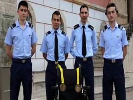 ABDdeki robot yarışmasında Türkiyenin gururu oldular