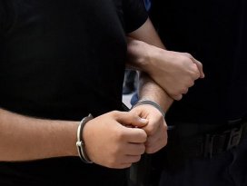 İzmirde organize suç örgütü operasyonu: 15 gözaltı