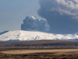 İzlandanın Cehennem Kapısı her an patlayabilir