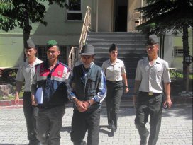 Cezaevi firarisi saklandığı barakada yakalandı