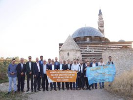 AK Parti Konya’dan Van’a çıkarma