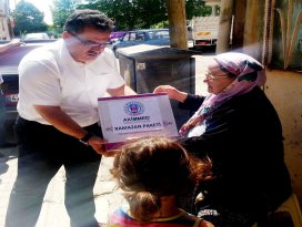 Akşehirde Akimmed’den gıda paketi yardımı