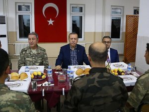 Erdoğan Şırnakta askerler ile iftar yaptı