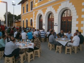Konya Gar çalışanları iftarda buluştu