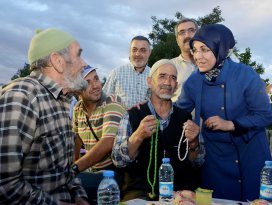 Meram’da kardeşlik iftarları sürüyor