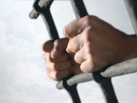 Cezaevlerinde yaklaşık 286 bin hükümlü ve tutuklu var