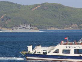 Rus savaş gemisi, Çanakkale boğazından geçti