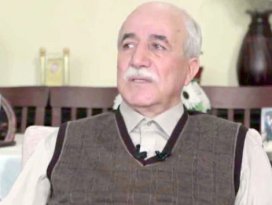 Fethullah Gülen’in köpeğiyim diyen profesör çark etti