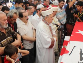Sakarya şehidini uğurladı